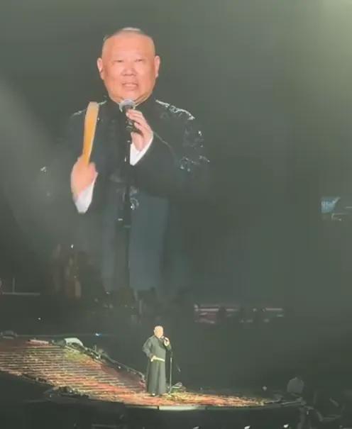 德云社十周年专场演出_郭德纲岳云鹏十年演唱会_德云社师徒情深演出细节