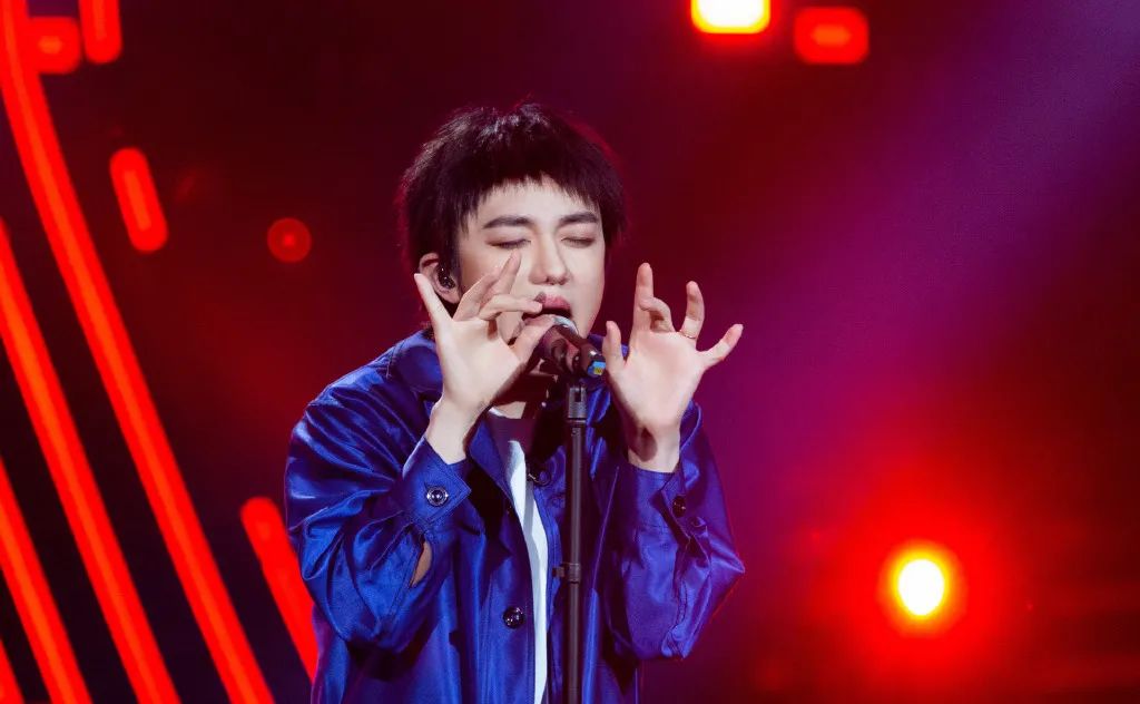 百变大咖秀回归 slogan 大咖欢乐多 周五变着过_百变大咖秀百家讲坛第四集